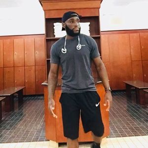 Meet your Posher, Deangelo